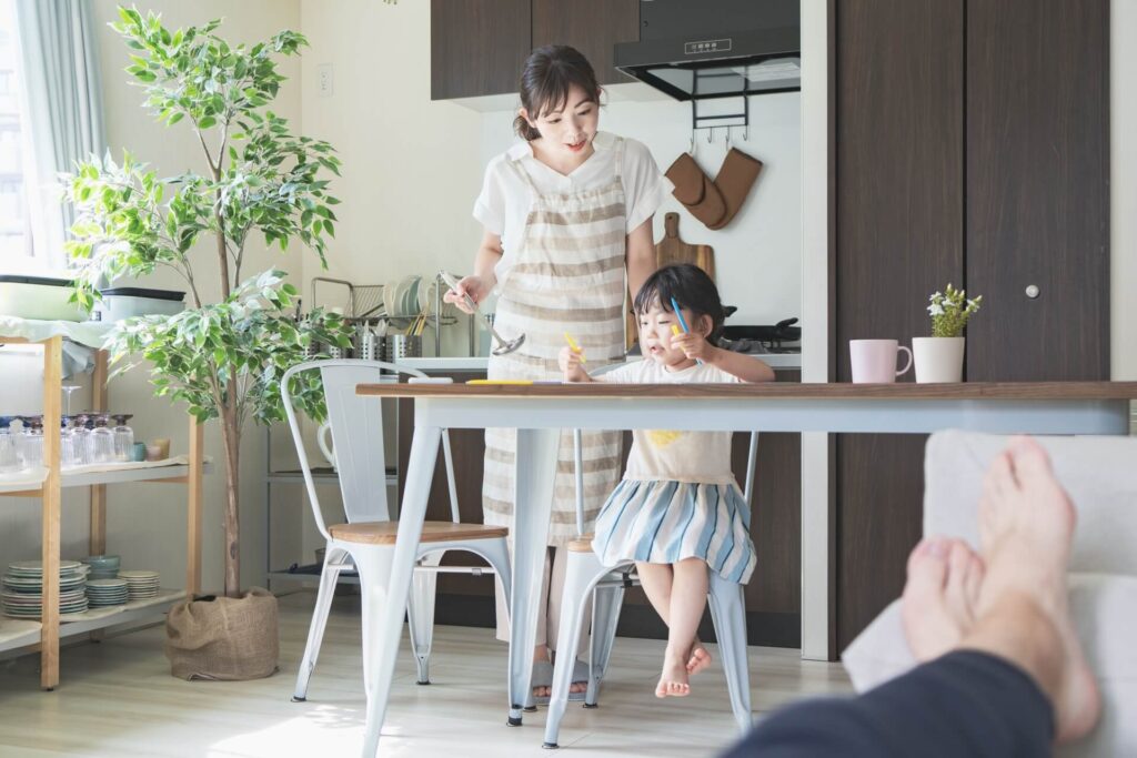 冬の季節に室内遊びすること気は目の届く場所で